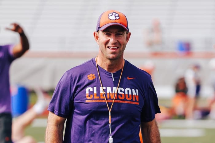 Clemson's 2024 class has moved into the top 6 of 247's Composite Rankings. (Credit: Clemson Athletics)
